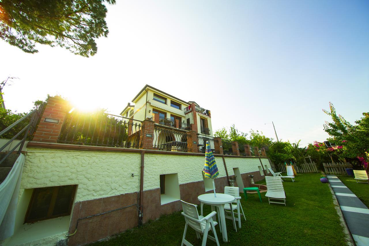 La Dolce Vita Arma di Taggia Exterior foto